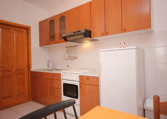 With Parking Space Cove Mala Lamjana, Ugljan - 350 Kali