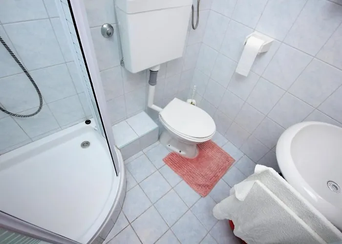 With Parking Space Cove Mala Lamjana, Ugljan - 350 Lägenhet