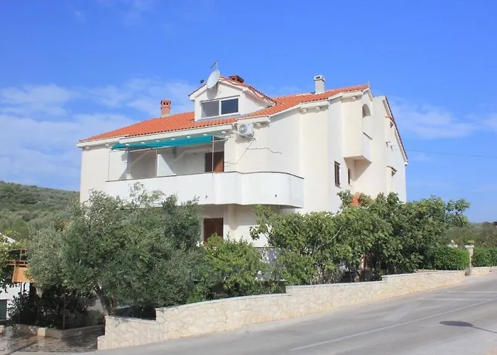 With Parking Space Cove Mala Lamjana, Ugljan - 350 Lägenhet Kali