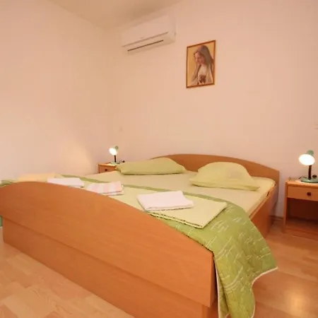 Apartmán With Parking Space Cove Mala Lamjana, Ugljan - 350