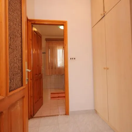 With Parking Space Cove Mala Lamjana, Ugljan - 350 Apartmán Kali