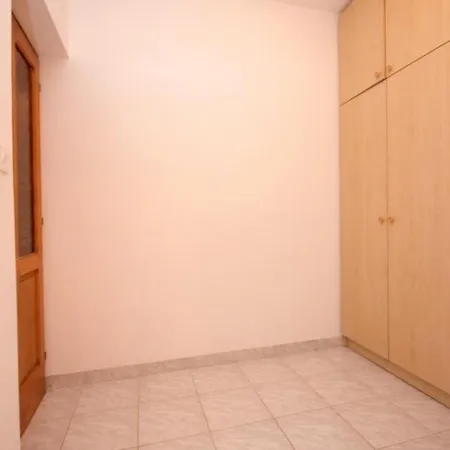Apartmán With Parking Space Cove Mala Lamjana, Ugljan - 350