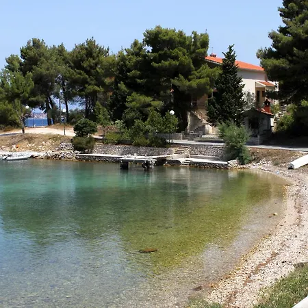 Appartamento With Parking Space Cove Mala Lamjana, Ugljan - 350